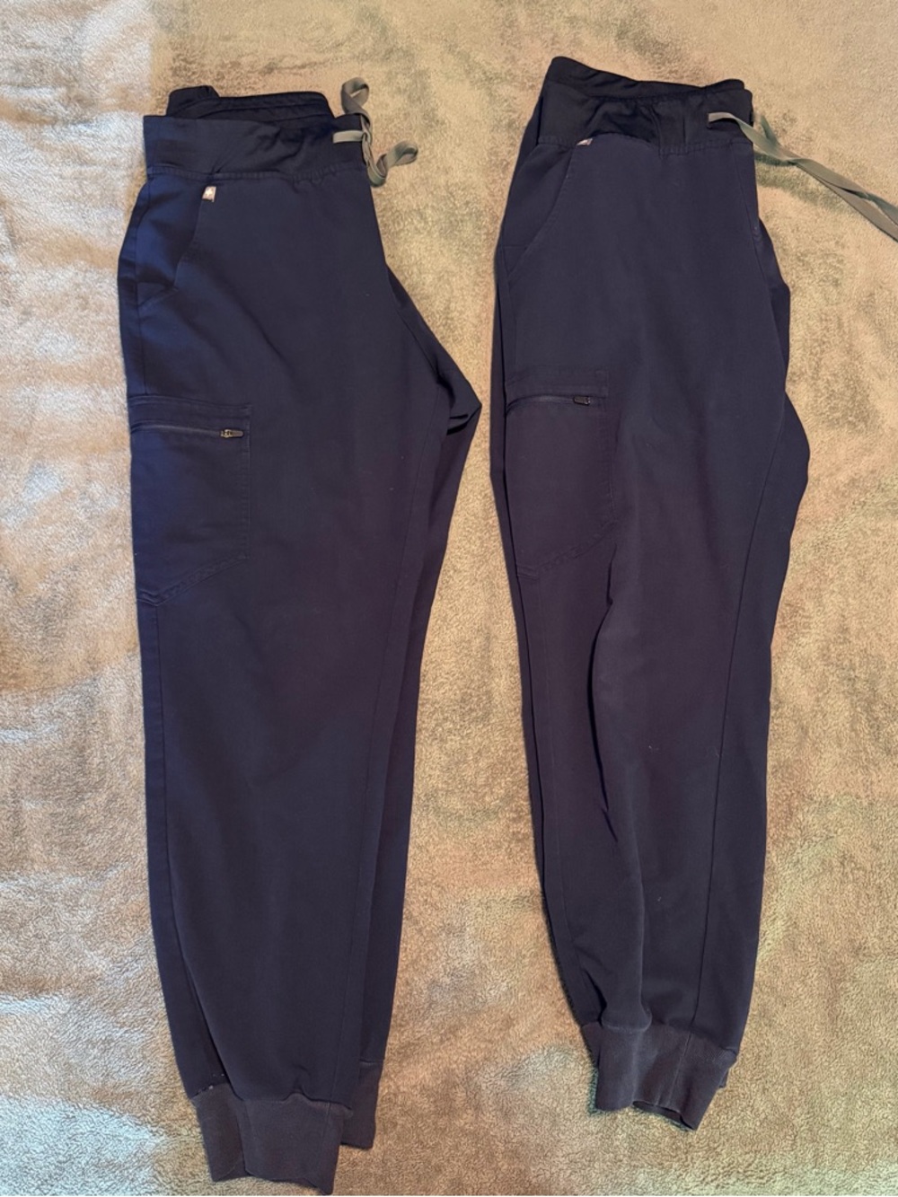 FIGS Scrub Pants Zamora LARGE